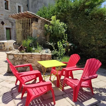 Ardeche Les Cigales, Murier Piscine Partagee
